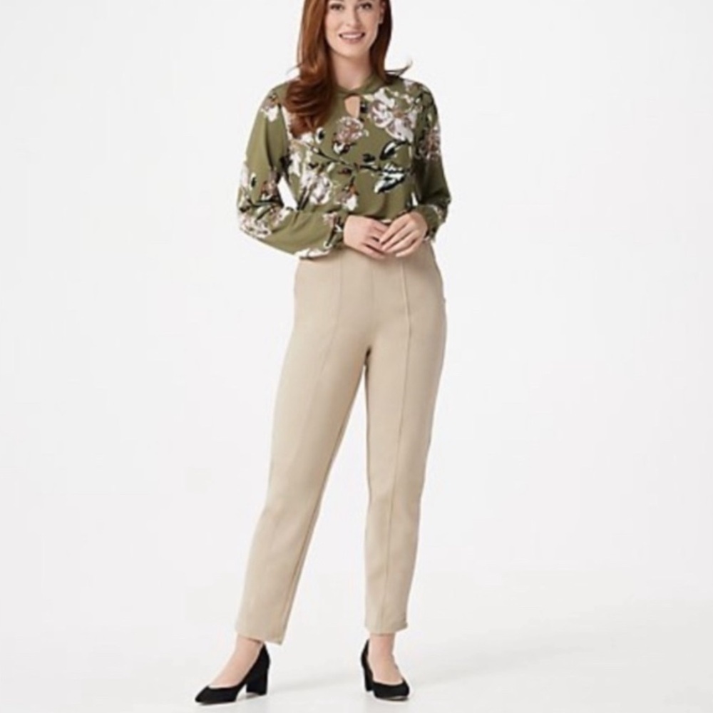 Bob Mackie NWT Khaki Travel Ponte Ankle Pants